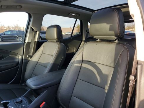 Used 2020 GMC Terrain SLT w/ Preferred Package image 8