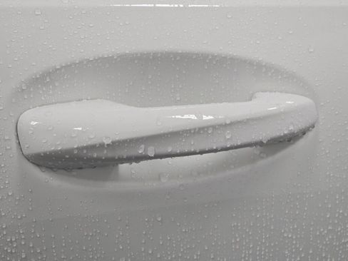 Certified 2025 Mercedes-Benz GLB 250 4MATIC image 29