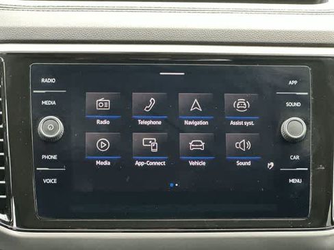 Used 2023 Volkswagen Atlas SE w/ Black Wheel Package AWD/4WD image 12