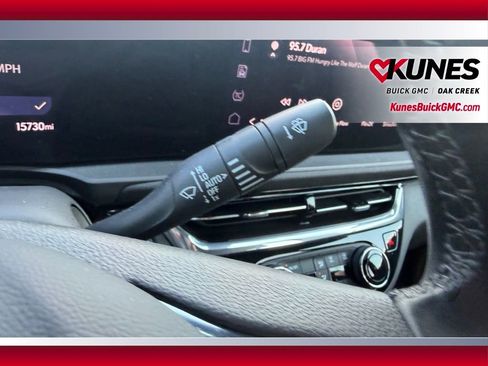 Used 2025 Buick Envista Sport Touring w/ Convenience II Package image 14