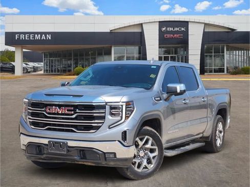 Used 2024 GMC Sierra 1500 SLT AWD/4WD image 1