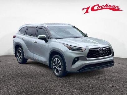 Used 2021 Toyota Highlander XLE