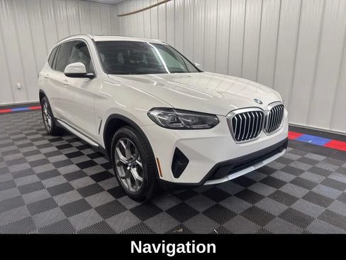 Used 2024 BMW X3 xDrive30i AWD/4WD image 3