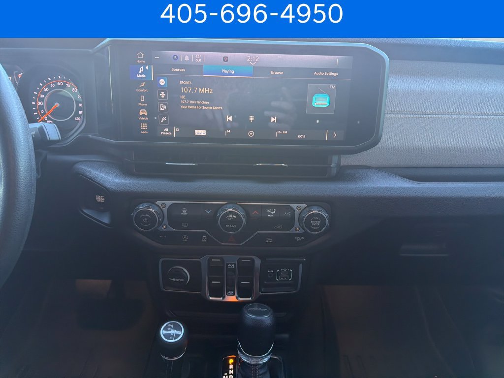 Used 2025 Jeep Gladiator Sport AWD/4WD image 28