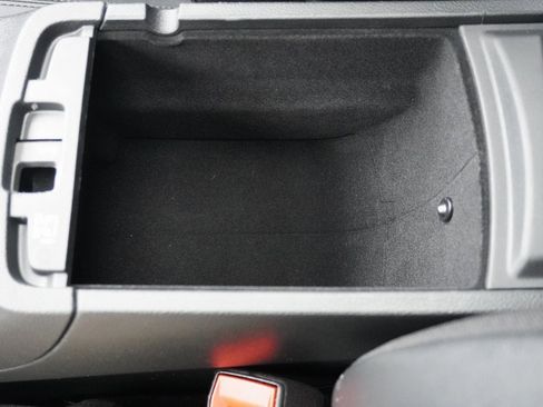 Used 2022 Jeep Grand Cherokee Laredo X image 21