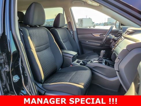 Used 2019 Nissan Rogue S w/ Special Edition Package image 31