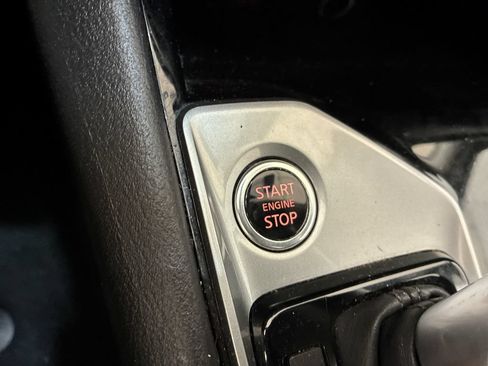 Used 2024 Nissan Altima 2.5 SV FWD image 22