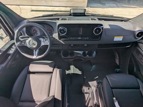 New 2026 Mercedes-Benz Sprinter 2500 image 15