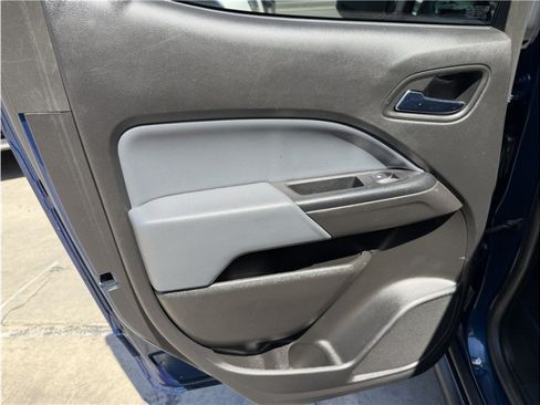 Used 2019 Chevrolet Colorado Z71 AWD/4WD image 21