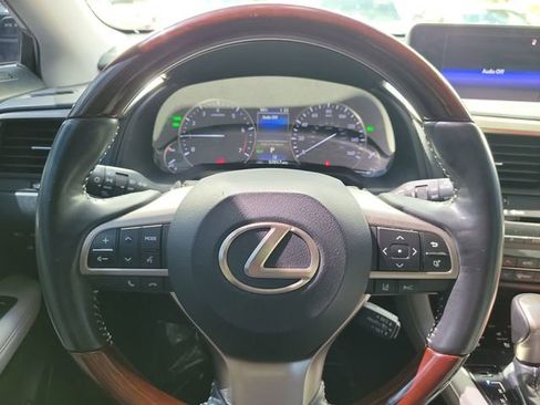 Used 2019 Lexus RX 350L FWD w/ Premium Package image 16