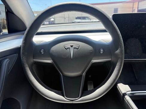 Used 2023 Tesla Model Y Performance AWD/4WD image 20