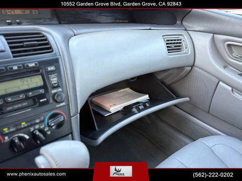 Used 2001 Toyota Avalon XL image 32