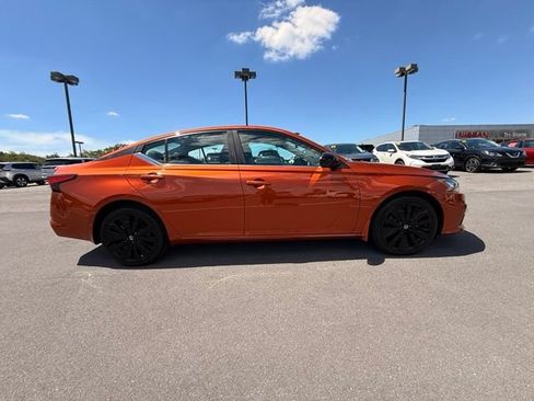 Used 2019 Nissan Altima 2.5 SR AWD/4WD image 4