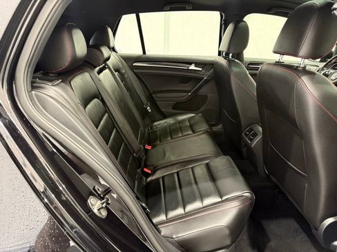 Used 2016 Volkswagen GTI SE w/ Driver Assistance Package image 22