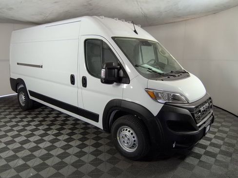 New 2026 RAM ProMaster 2500 image 3