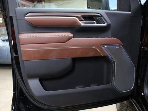 New 2026 GMC Sierra 2500 Denali Ultimate image 18