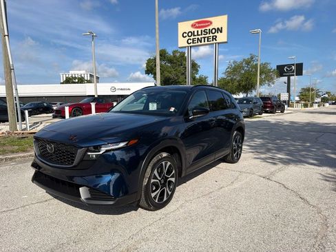 Certified 2026 MAZDA CX-5 Preferred AWD/4WD image 1