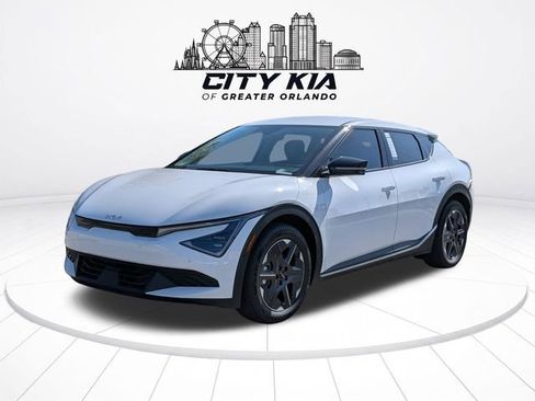 New 2026 Kia EV6 Light RWD image 2
