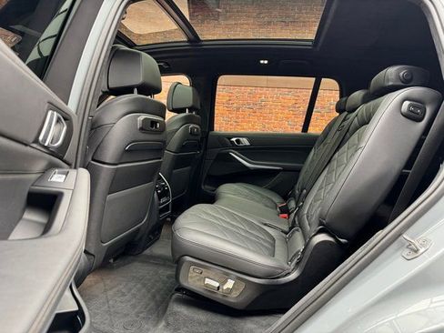 Certified 2024 BMW X7 xDrive40i w/ M Sport Package image 23