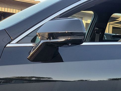 Used 2024 Cadillac XT4 Premium Luxury w/ Active Safety Package image 12