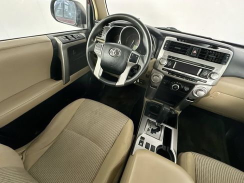 Used 2010 Toyota 4Runner Limited AWD/4WD image 9
