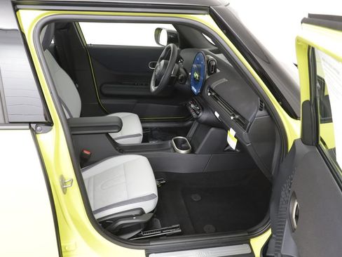 New 2026 MINI Cooper 4-Door Hardtop FWD image 20