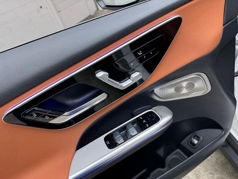 New 2026 Mercedes-Benz GLC 300 4MATIC image 11