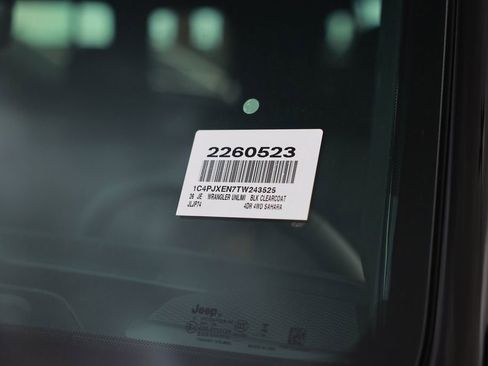 New 2026 Jeep Wrangler Unlimited Sahara AWD/4WD image 39