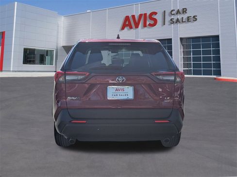 Used 2025 Toyota RAV4 LE image 7