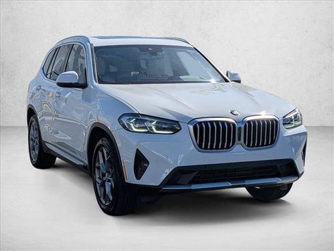 Used 2023 BMW X3 xDrive30i w/ Convenience Package AWD/4WD image 3