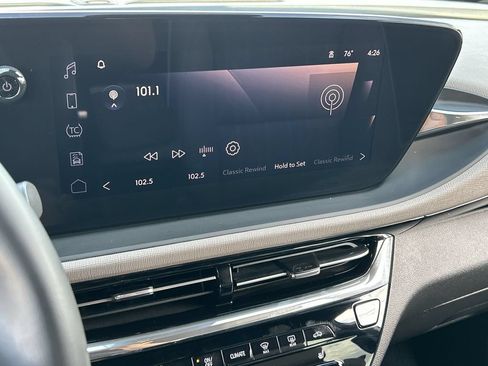 Used 2025 Buick Envista Avenir FWD image 13