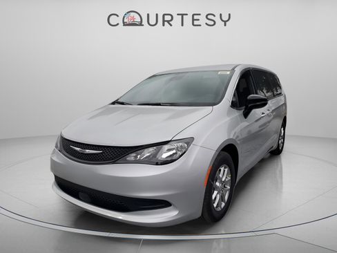 New 2026 Chrysler Voyager LX image 1