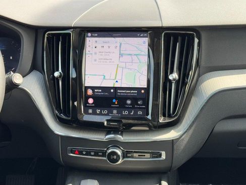 Certified 2025 Volvo XC60 B5 Plus image 14