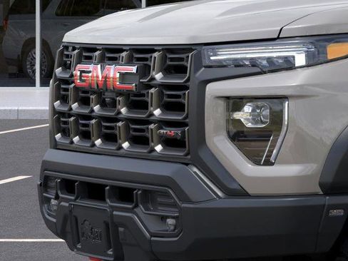 New 2026 GMC Canyon AT4X w/ AT4X AEV Edition image 13