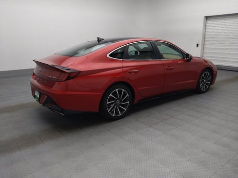 Used 2021 Hyundai Sonata Limited w/ Preferred Accessory Package FWD image 10