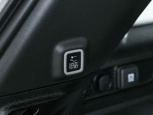 Used 2023 Jeep Grand Cherokee Altitude AWD/4WD image 31