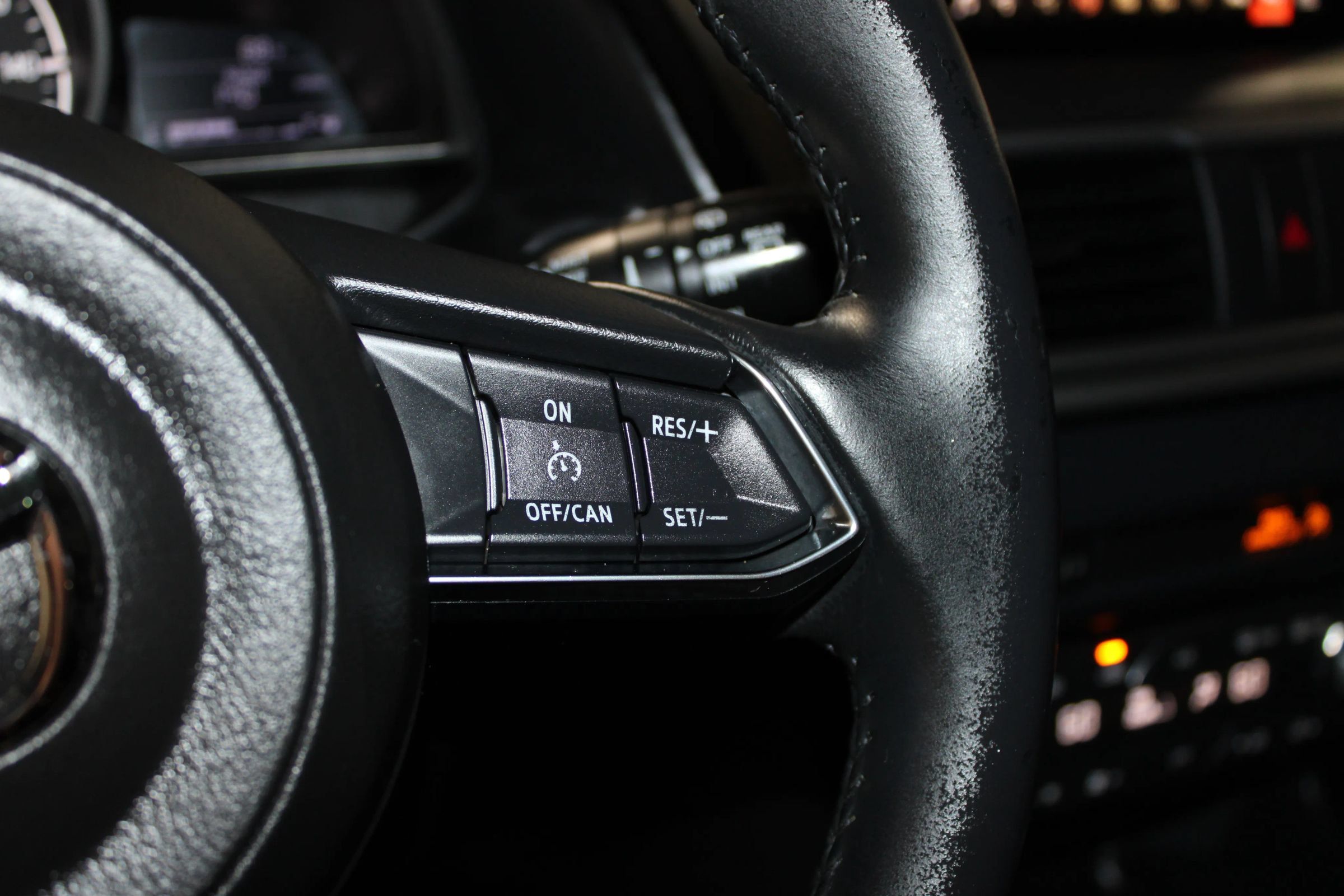 Used 2018 MAZDA MAZDA3 Touring FWD image 25