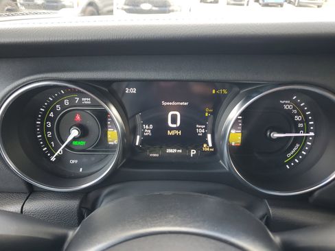 Used 2022 Jeep Wrangler Unlimited Rubicon 4xe w/ Steel Bumper Group image 33