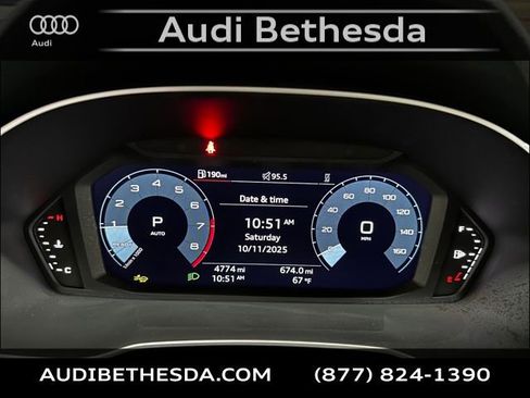 Used 2025 Audi Q3 2.0T Premium w/ Convenience Package image 17