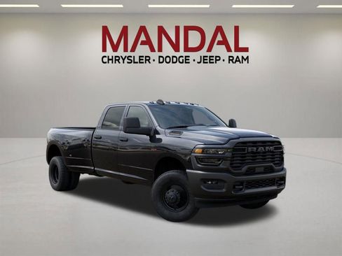 New 2026 RAM 3500 Tradesman AWD/4WD image 6