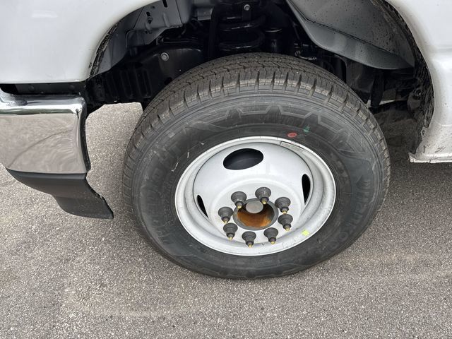 New 2027 Ford E-350 and Econoline 350 Super Duty w/ Driver's Safety Package RWD image 13