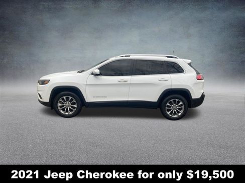 Used 2021 Jeep Cherokee Latitude Lux w/ Comfort/Convenience Group image 2