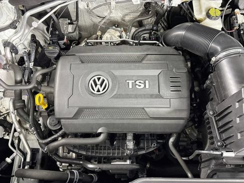 Used 2023 Volkswagen Atlas Cross Sport SE w/ Black Wheel Package AWD/4WD image 29