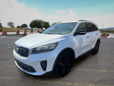 Used 2019 Kia Sorento S FWD image 5