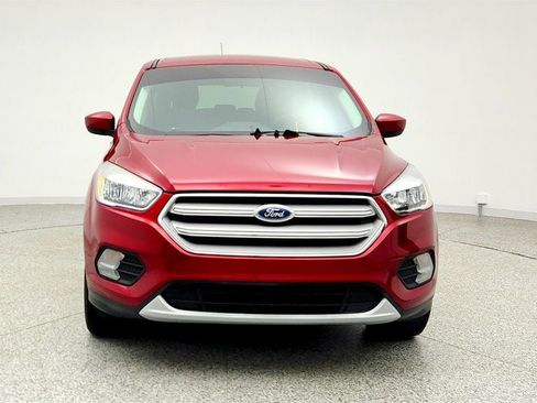 Used 2019 Ford Escape SE image 2