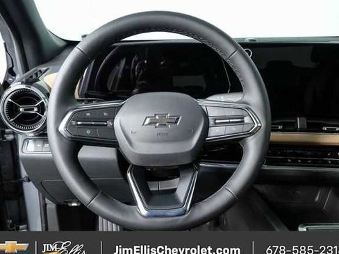 New 2026 Chevrolet Equinox ACTIV w/ Convenience Package III image 9