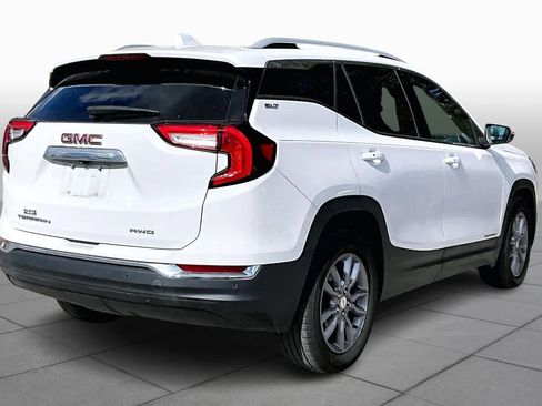 Used 2022 GMC Terrain SLT w/ Tech Package image 13