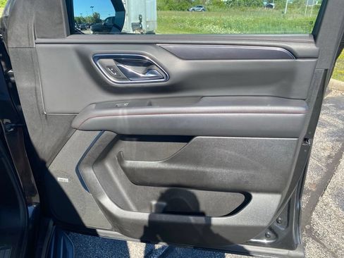 Used 2023 Chevrolet Tahoe RST w/ Luxury Package AWD/4WD image 22