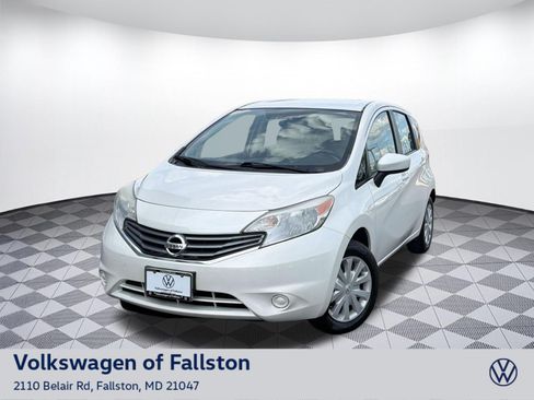 Used 2015 Nissan Versa Note SV FWD image 1