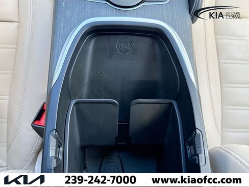 Used 2023 Alfa Romeo Giulia AWD w/ Quick Order Package 22X Lusso image 28